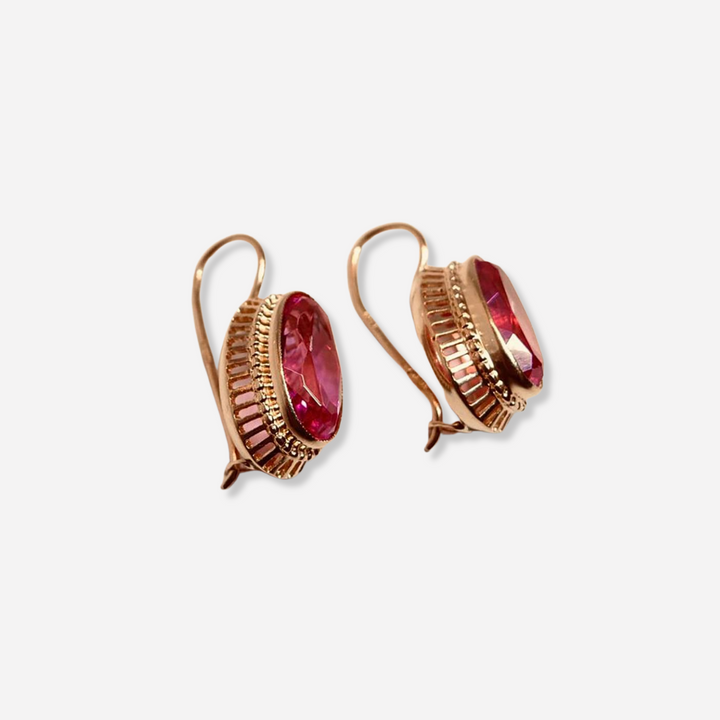 Mira | Handgemachte Vintage-Ohrringe mit rotem Kristall