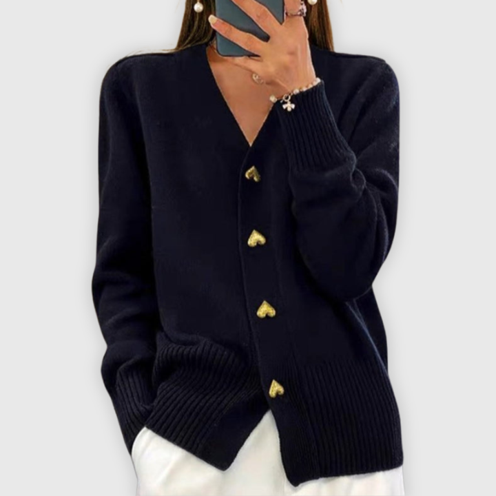 Giada | Elegante Strickjacke mit Herzknöpfen