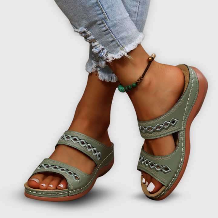 Annalisa | Handgefertigte orthopädische Sandalen