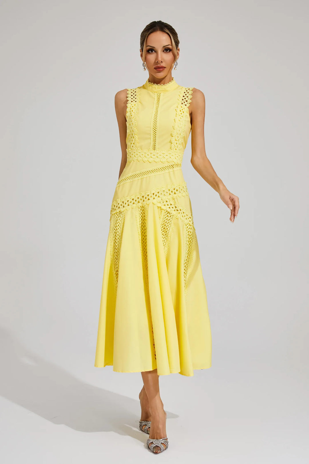 Amanda | Handgefertigtes Premium-Spitzenkleid