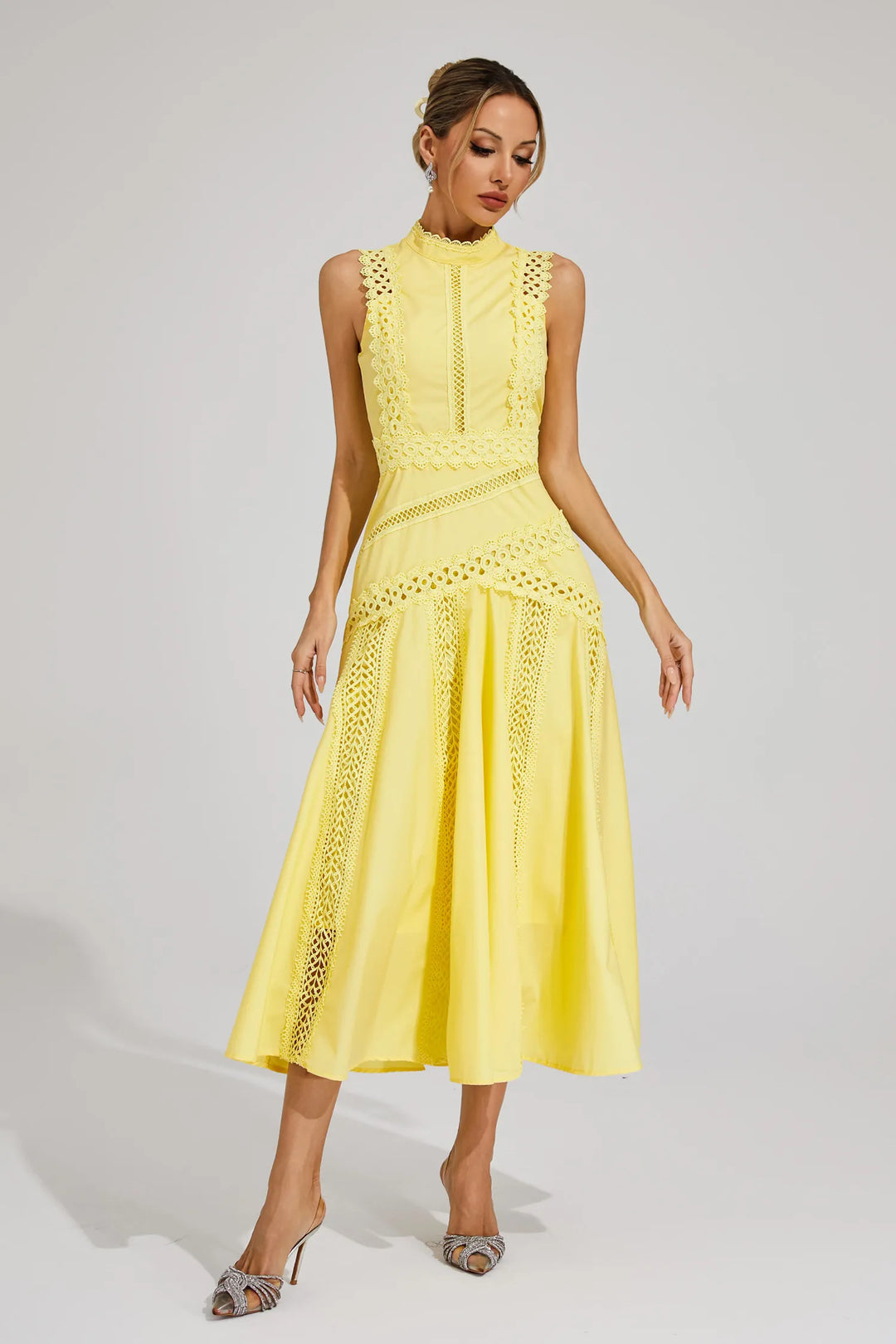 Amanda | Handgefertigtes Premium-Spitzenkleid