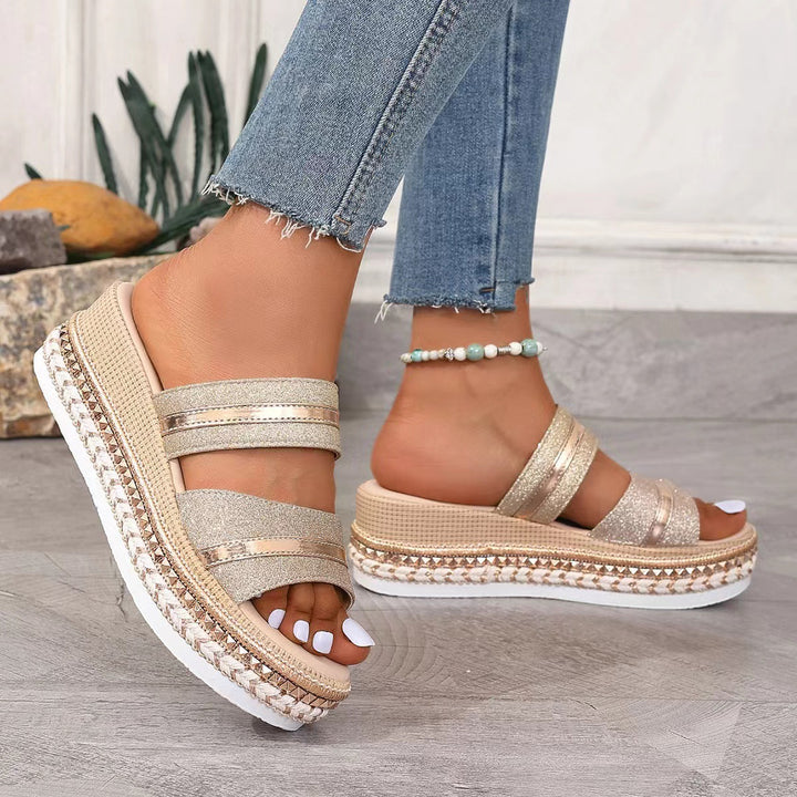 Olga | Bequeme Keilsandalen aus Premiumstoff