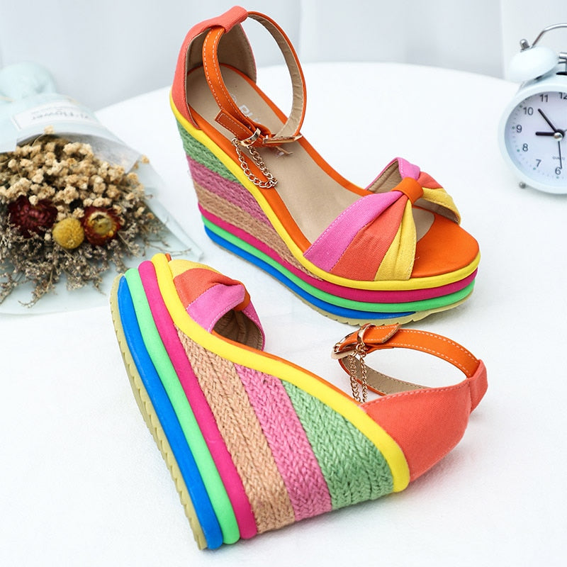 Mimì | Plateau-Sandalen im Regenbogen-Look