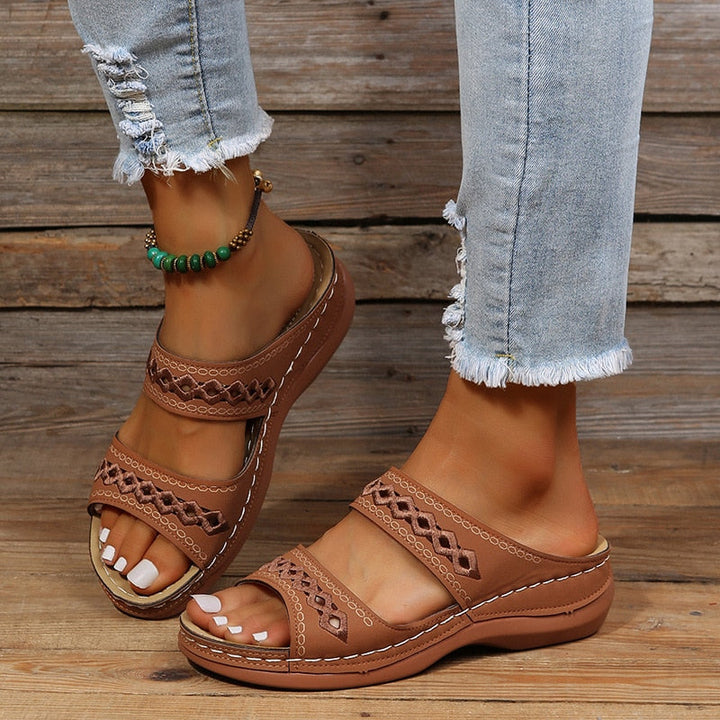 Annalisa | Handgefertigte orthopädische Sandalen