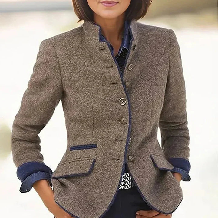 Sara | Elegante Kurzjacke mit Taschen