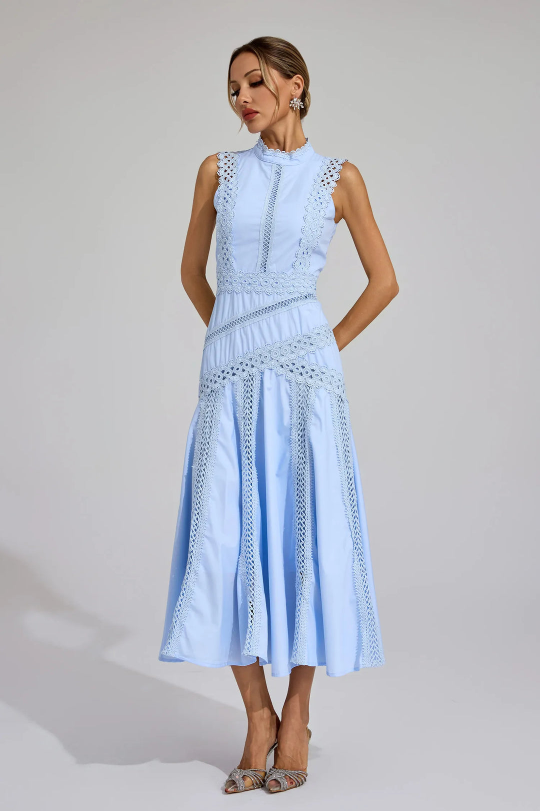 Amanda | Handgefertigtes Premium-Spitzenkleid