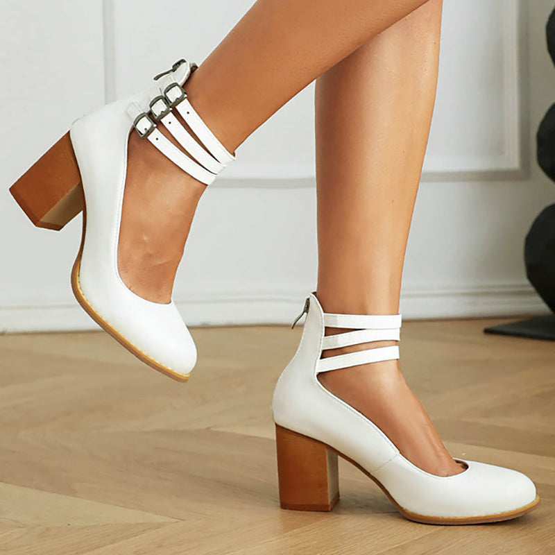 Carol | Minimalistische Sandale mit Blockabsatz
