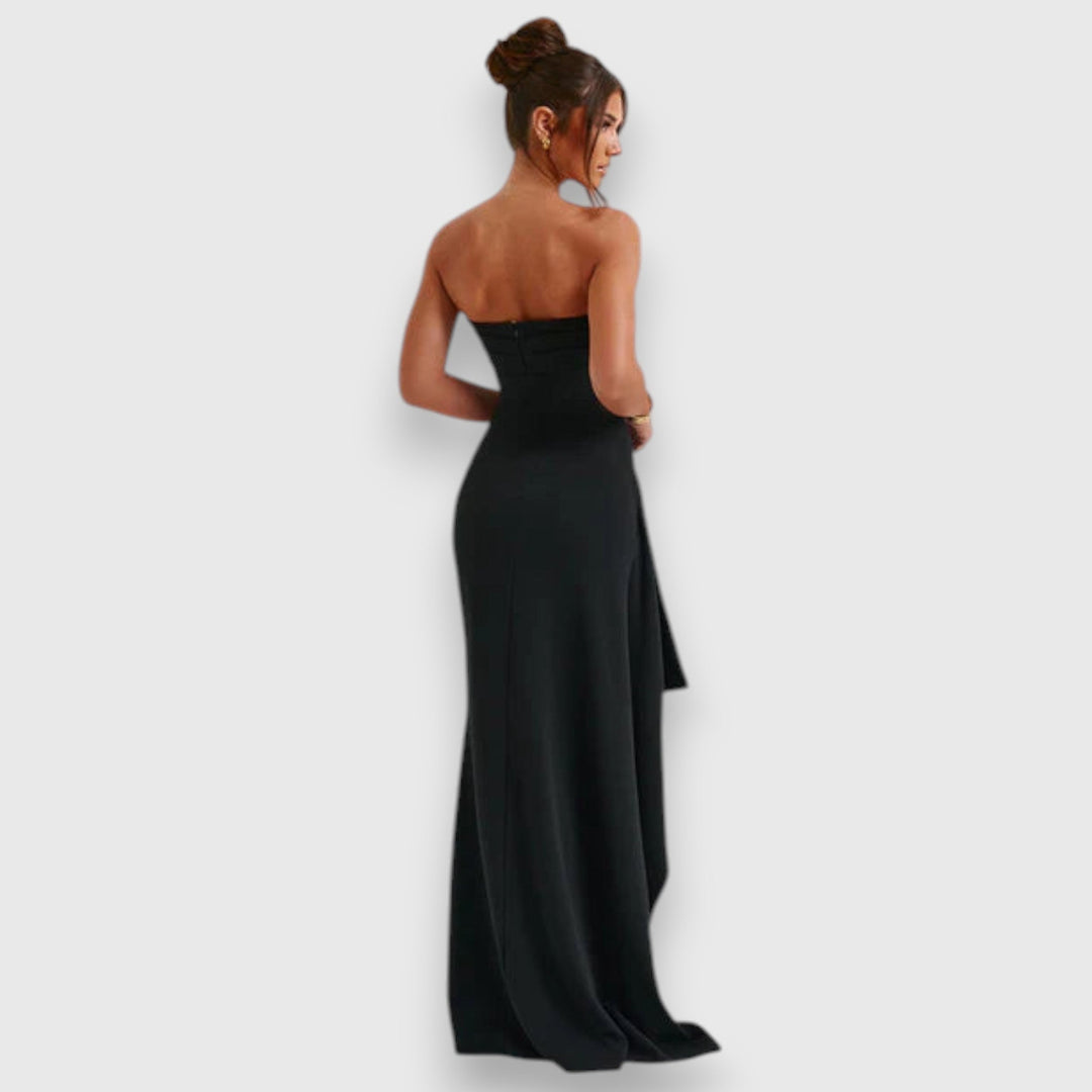 Nova | Elegantes Schlitzkleid für besondere Anlässe