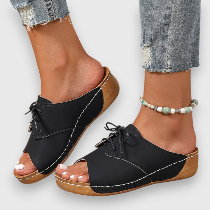 Saskia – Vintage Style Sandalen