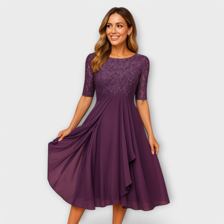 Martina | Midikleid mit Spitzendetails an den Ärmeln