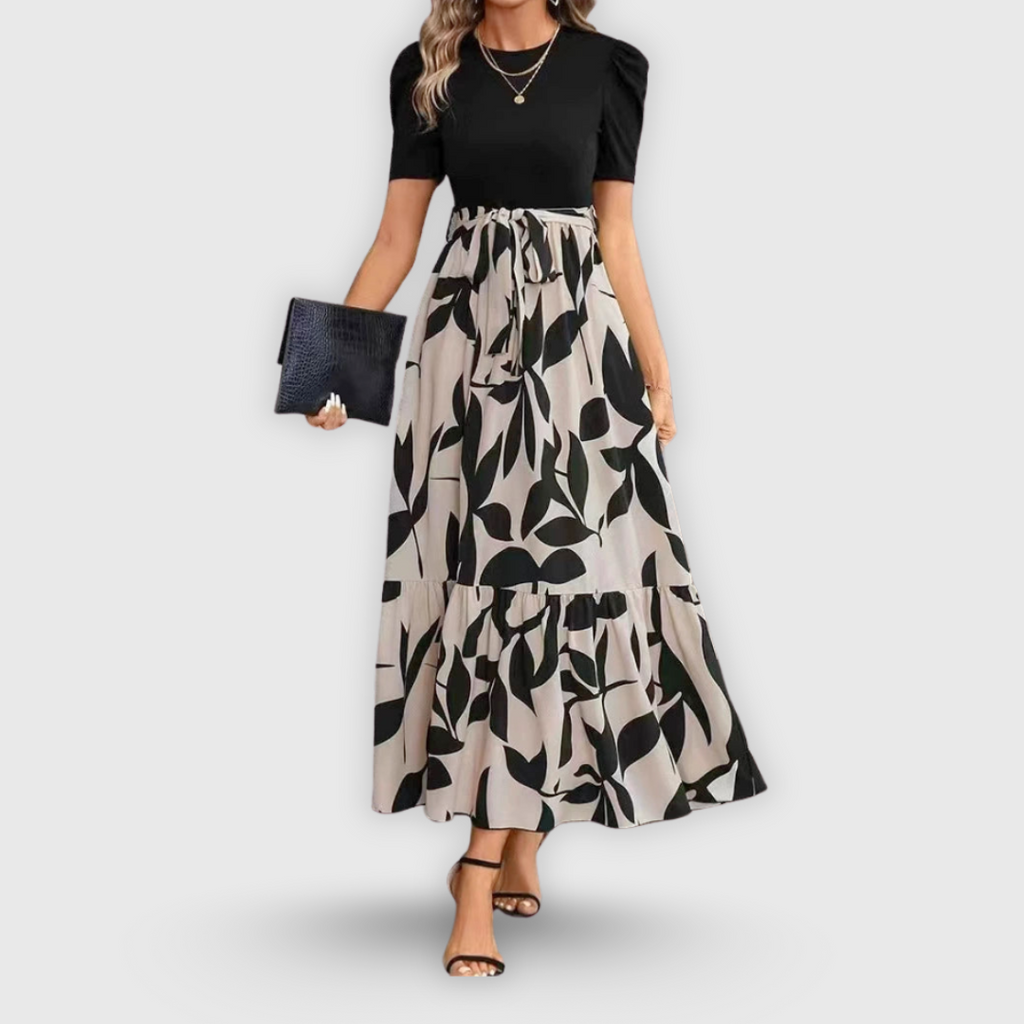 Nilou | Elegantes Blumen-Kleid mit kurzen Ärmeln