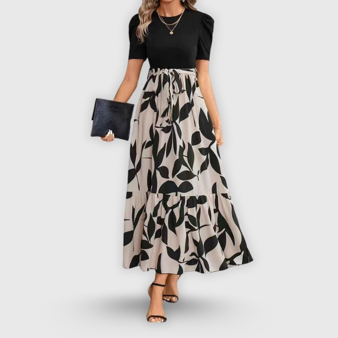 Nilou | Elegantes Blumen-Kleid mit kurzen Ärmeln