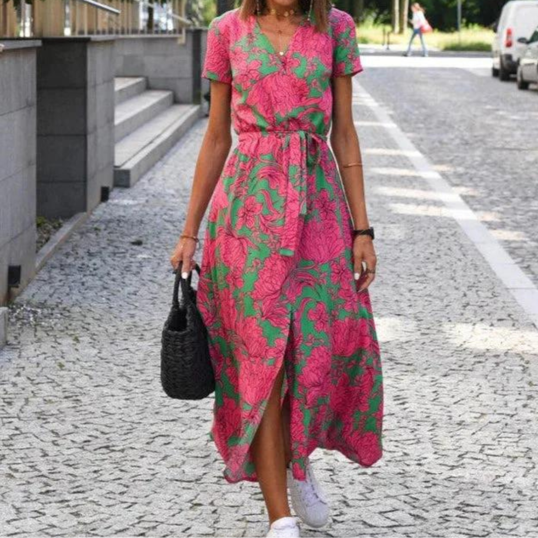 Gina | Luftiges Sommerkleid in Handarbeit