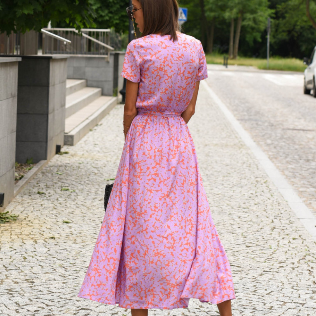 Gina | Luftiges Sommerkleid in Handarbeit