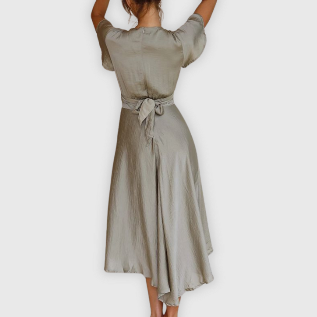 Gaia | Premium Kleid in fließender Eleganz