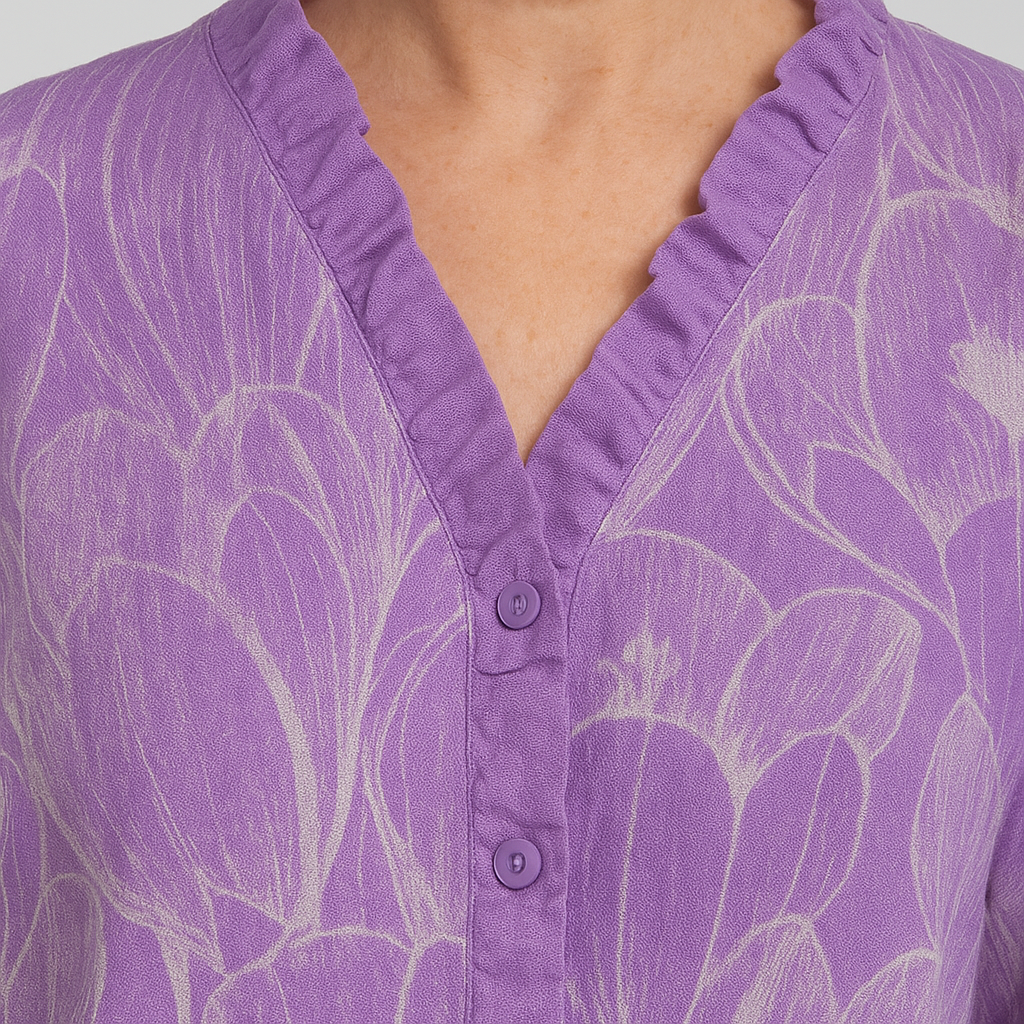 Lara | Luftige Rüschenbluse