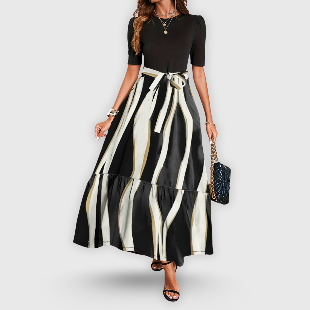 Nilou | Elegantes Blumen-Kleid mit kurzen Ärmeln