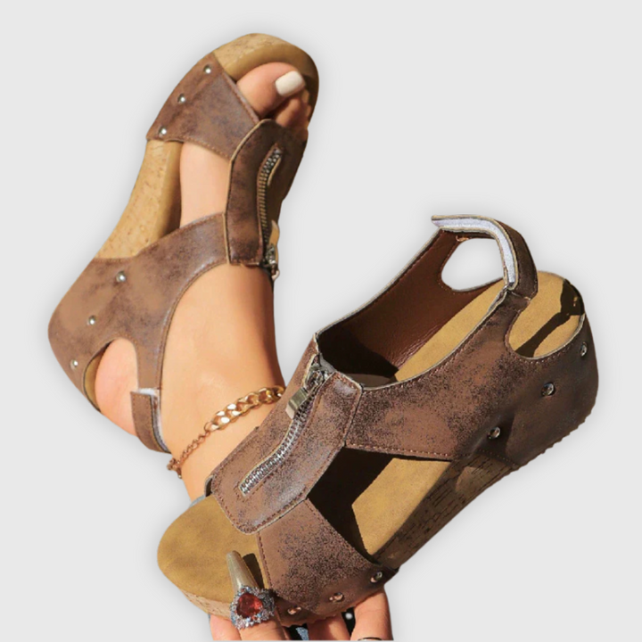 Ilona | Handgefertigte Sommerkeilsandalette