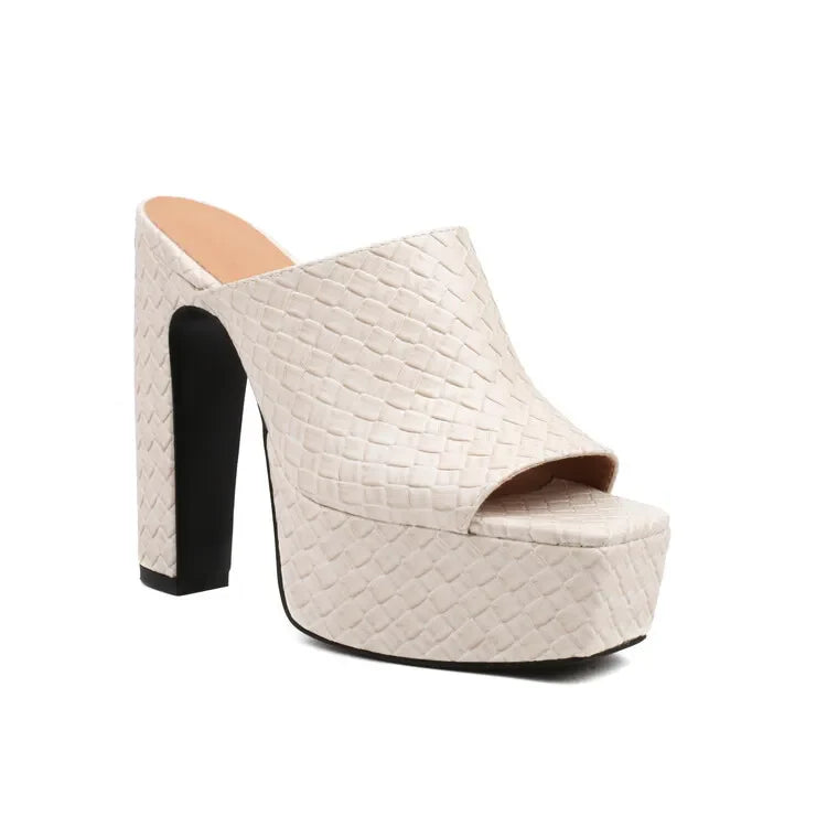 Livia | Handgefertigte Geflochtene Plateausandalen