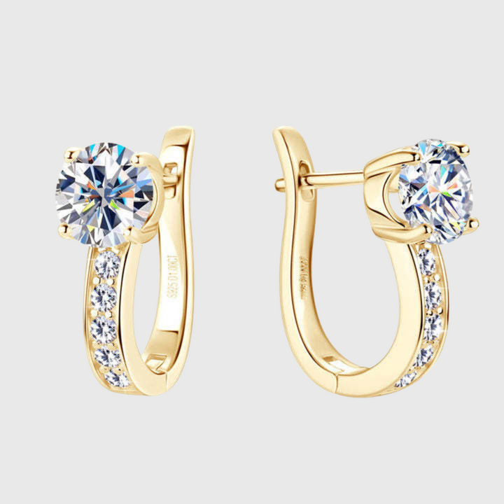 Channel Moissanite Huggie Ohrringe