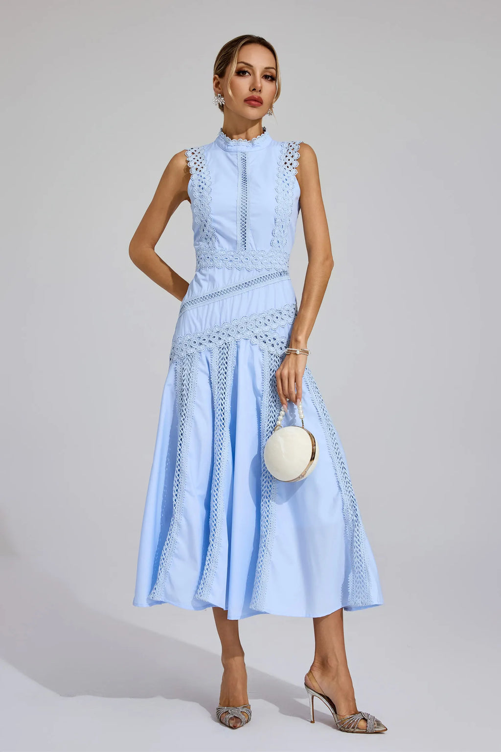 Amanda | Handgefertigtes Premium-Spitzenkleid