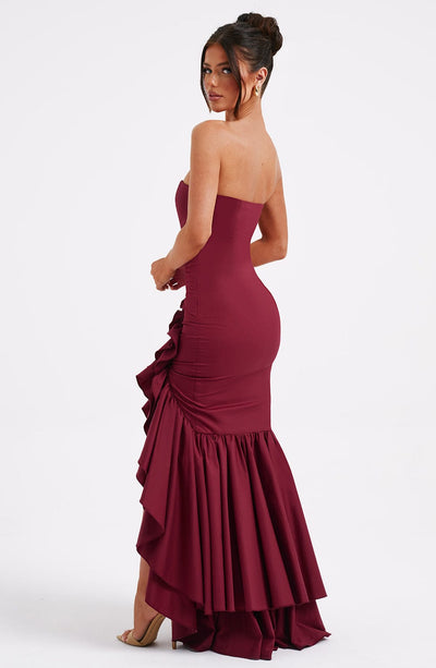 Vanessa | Schulterfreies Maxikleid mit Volants Handgefertigt