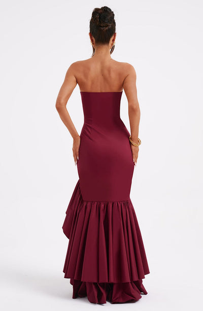 Vanessa | Schulterfreies Maxikleid mit Volants Handgefertigt