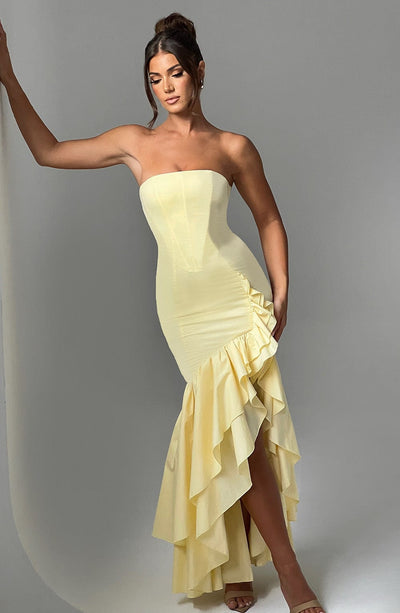 Vanessa | Schulterfreies Maxikleid mit Volants Handgefertigt