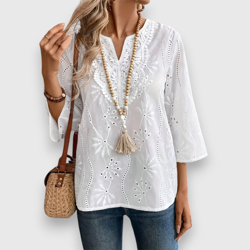 Tiziana | Premium Bluse mit Ösenmuster