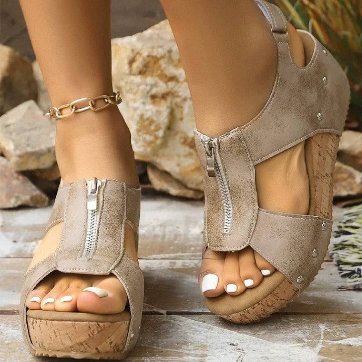 Ilona | Handgefertigte Sommerkeilsandalette